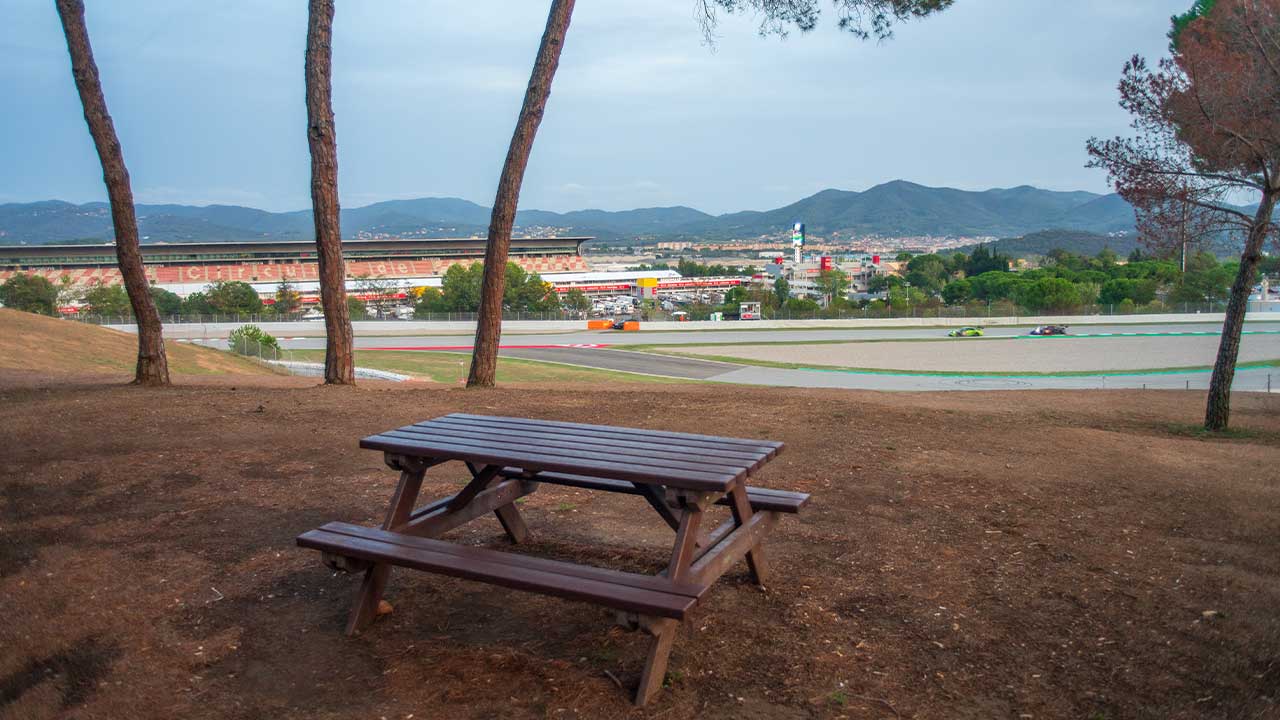 PIK ReBnew picnic Tables at the Circuit de Barcelona-Catalunya