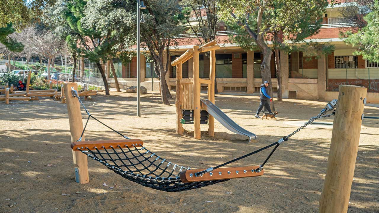 Robinia's children's playground in the Jardines de las Huertas de San Bertran, Barcelona