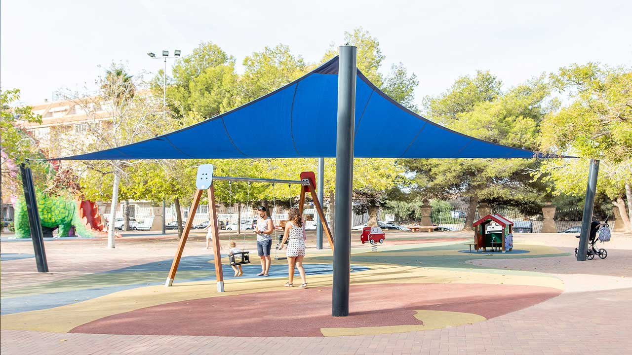 Educa Line children's playground with candles in Torrevieja